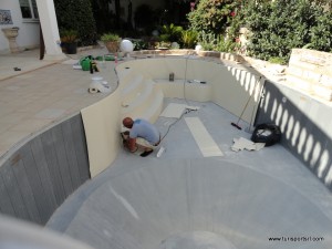 Costruzione di una piscina Turisport 
